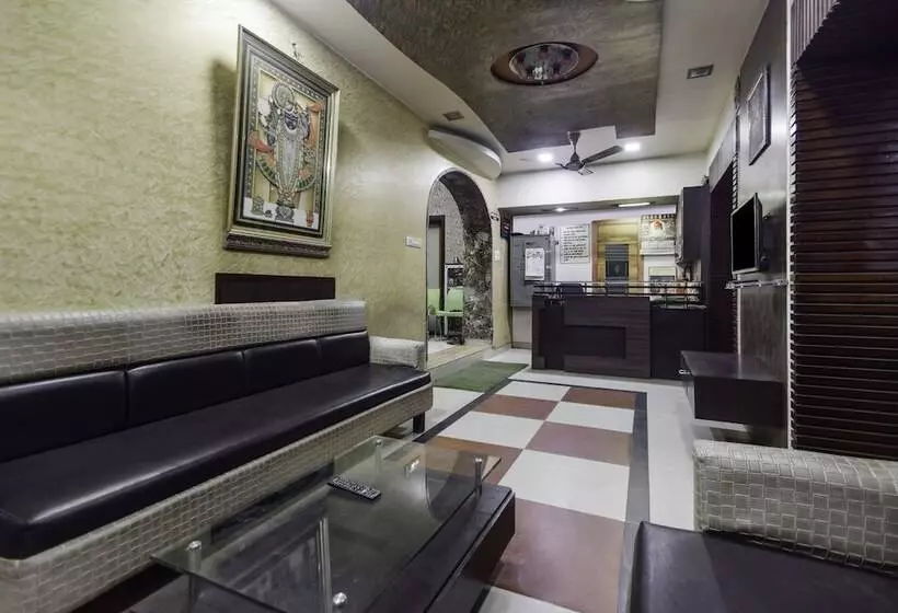 Hotelli Shree Ram Regency By Oyo Rooms