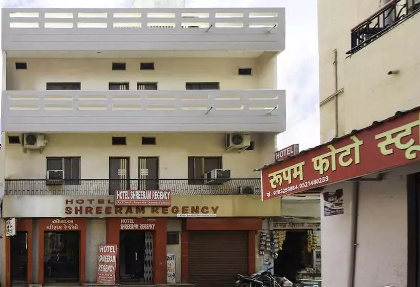 Hotelli Shree Ram Regency By Oyo Rooms