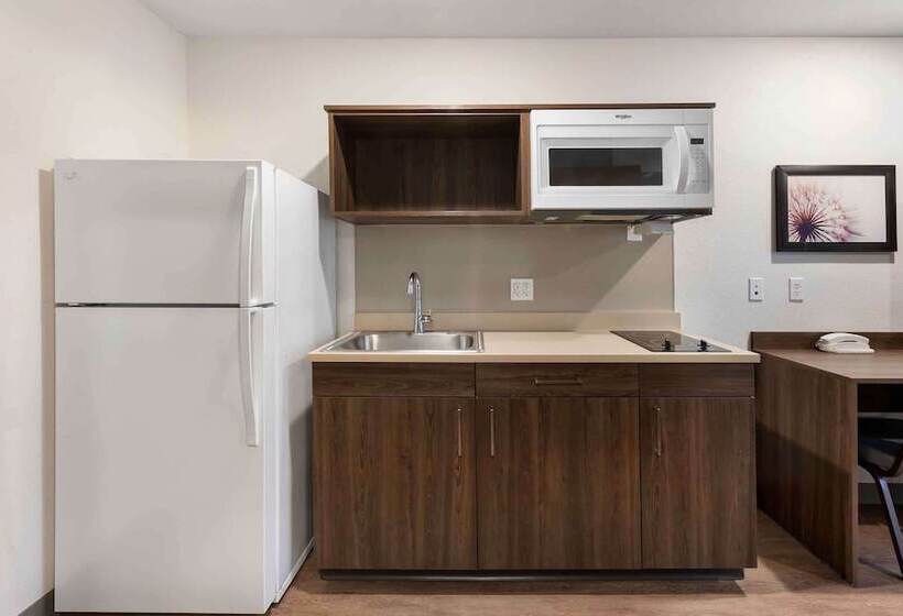 Отель Extended Stay America Suites Redlands