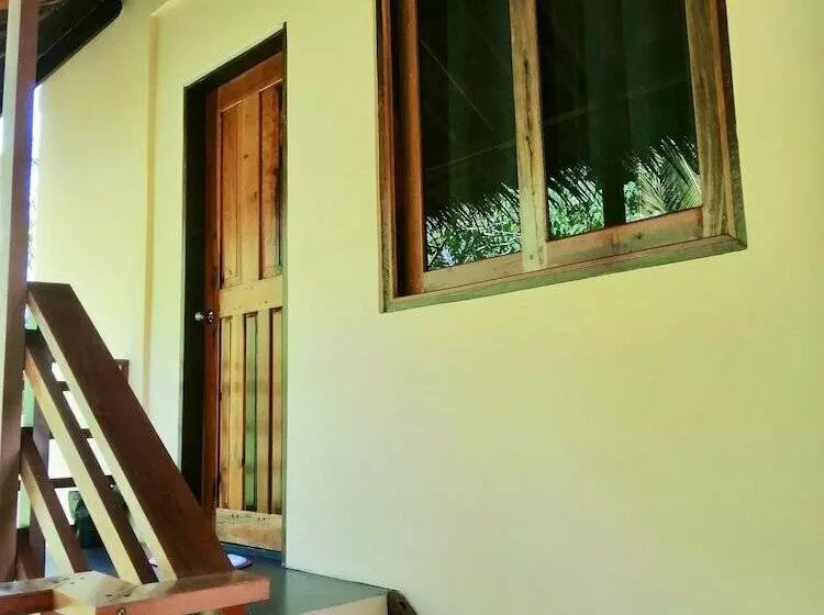 Ilakai Hostel
