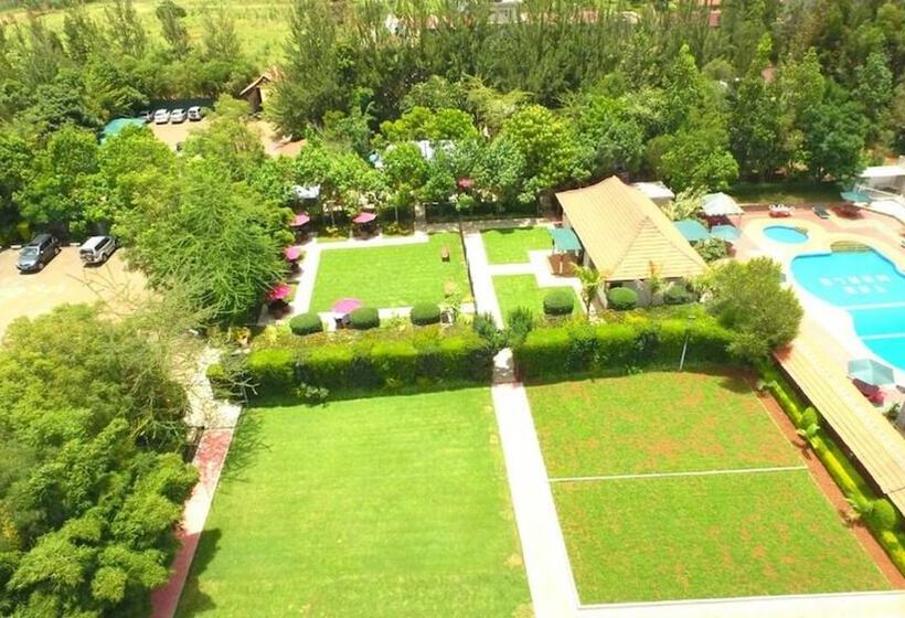 The Noble Hotel And Conference Center