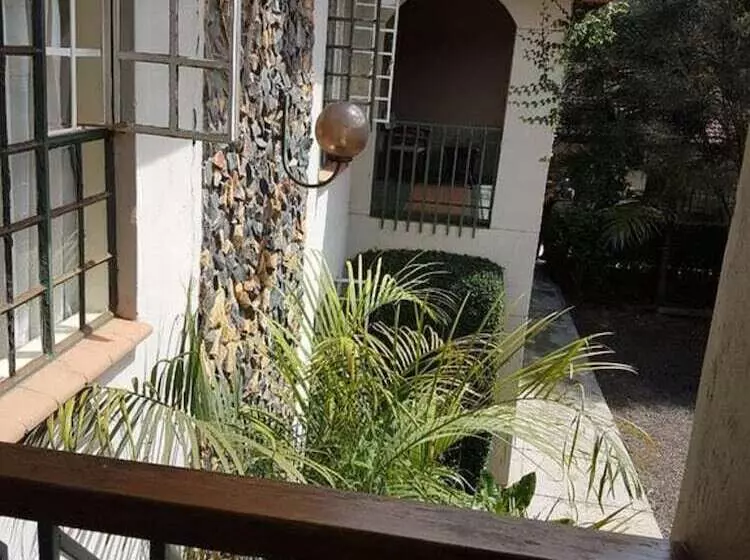 The Noble Hotel And Conference Center