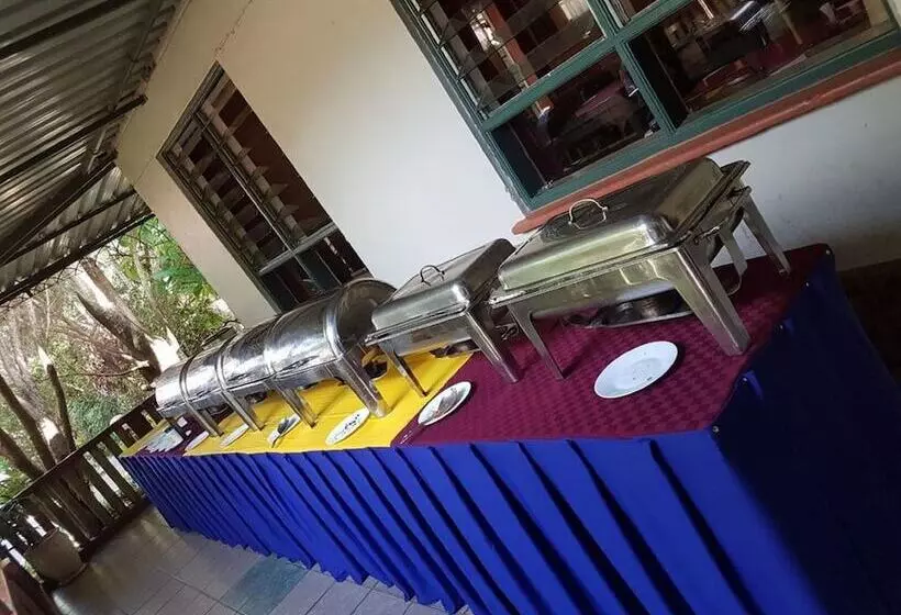 The Noble Hotel And Conference Center