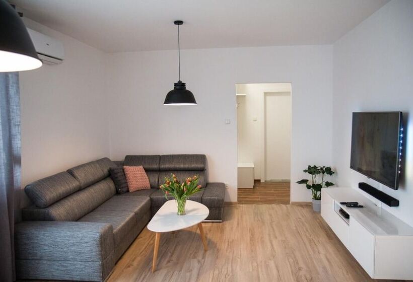 בית מלון כפרי Apartament F&j