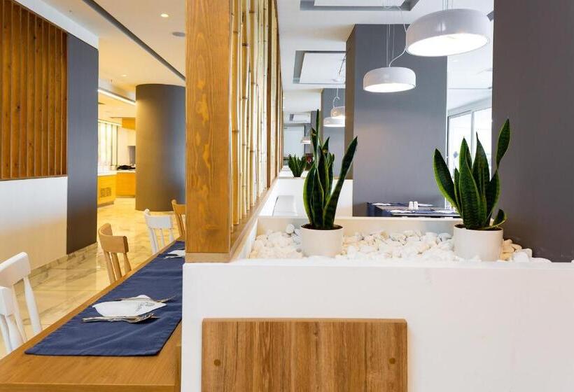 בית מלון כפרי Atali Grand Resort