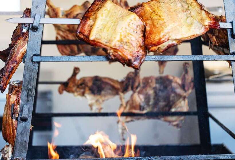 בית מלון כפרי Atali Grand Resort