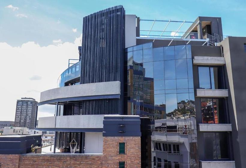 Hotel Cartel House On Loop