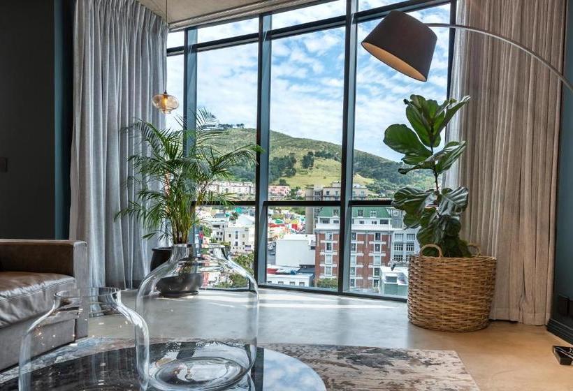 Hotel Cartel House On Loop