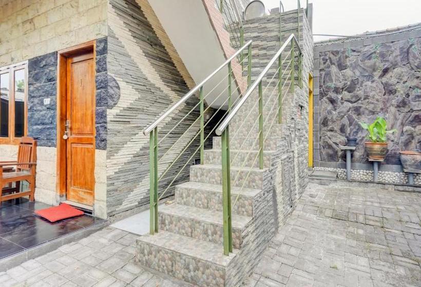 בית מלון כפרי Mandiri