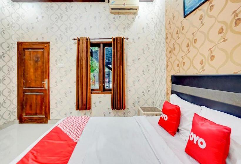 בית מלון כפרי Mandiri