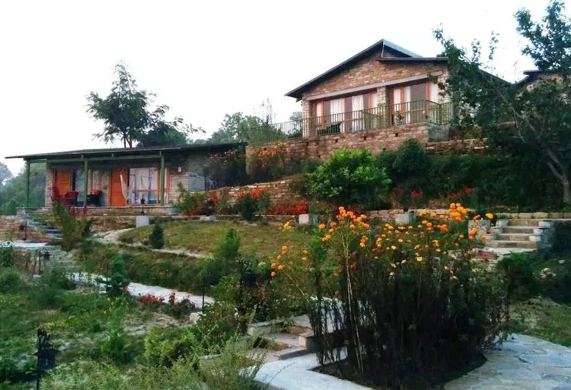 Hotelli Queens Meadows By Sunshine & Smiles