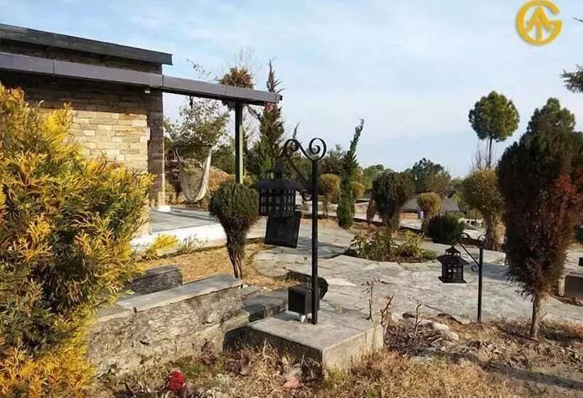 Hotelli Queens Meadows By Sunshine & Smiles