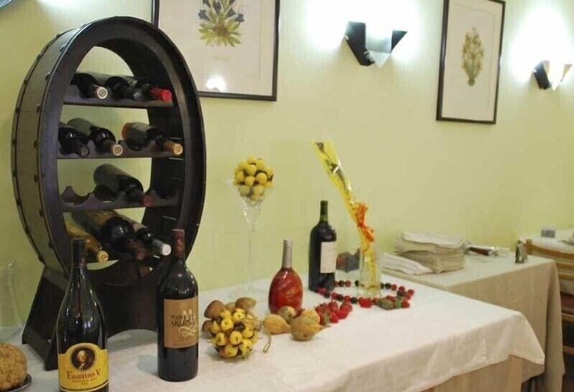 בית מלון כפרי Saloria