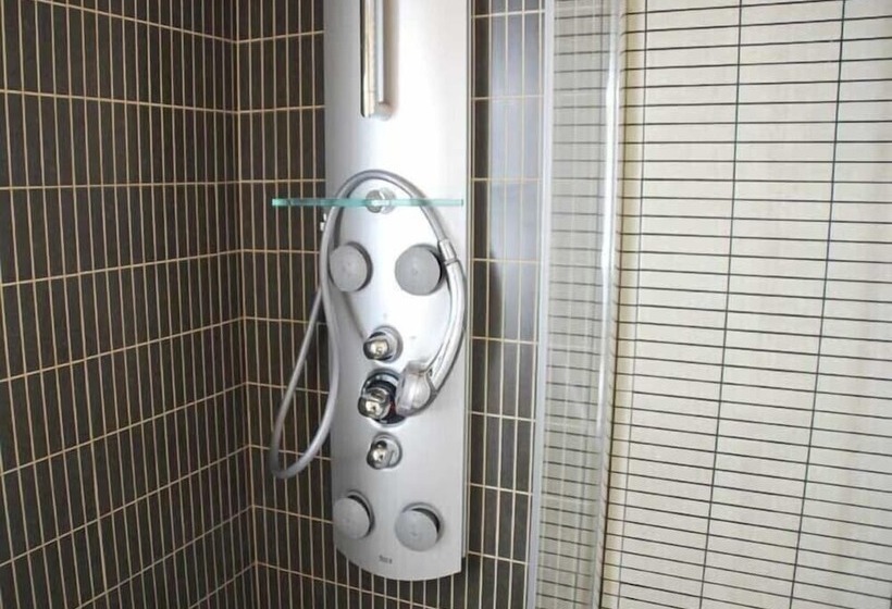 בית מלון כפרי Saloria