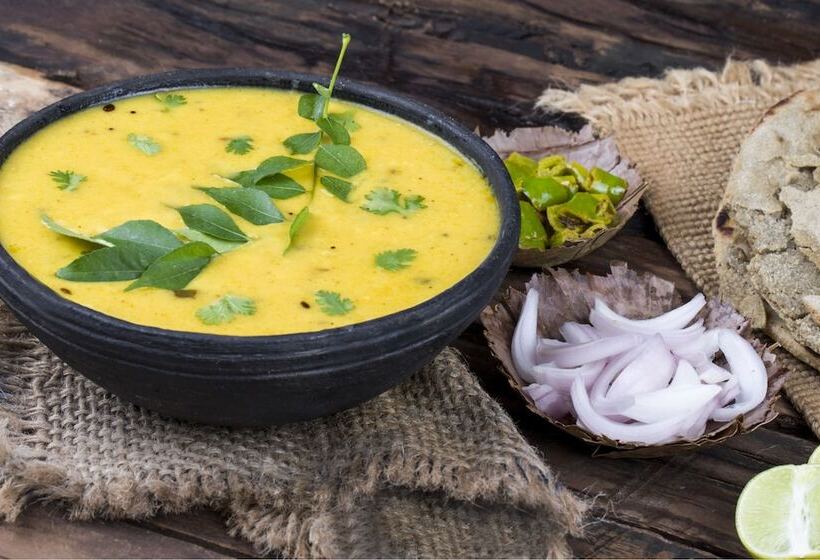 Hotel Uk Service Apartment By Oyo Rooms