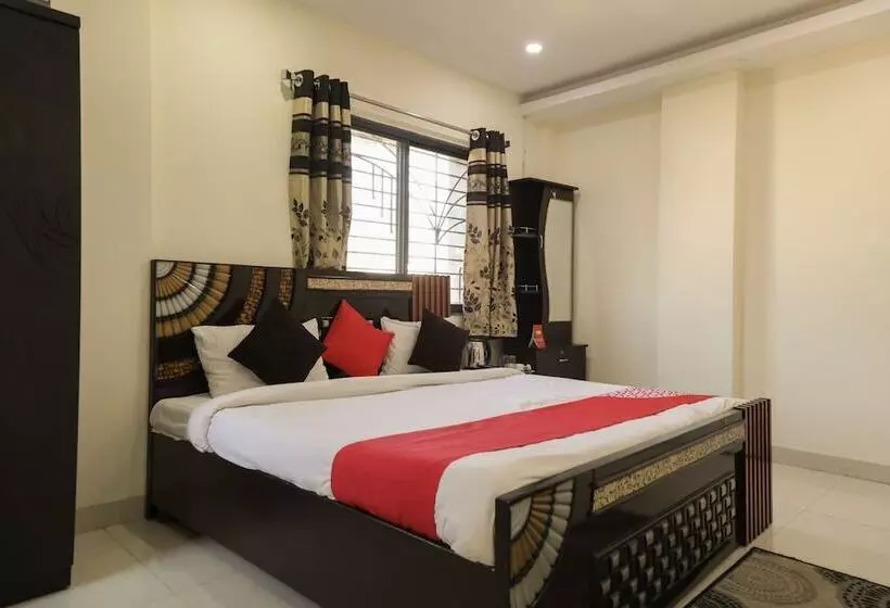 هتل Uk Service Apartment By Oyo Rooms
