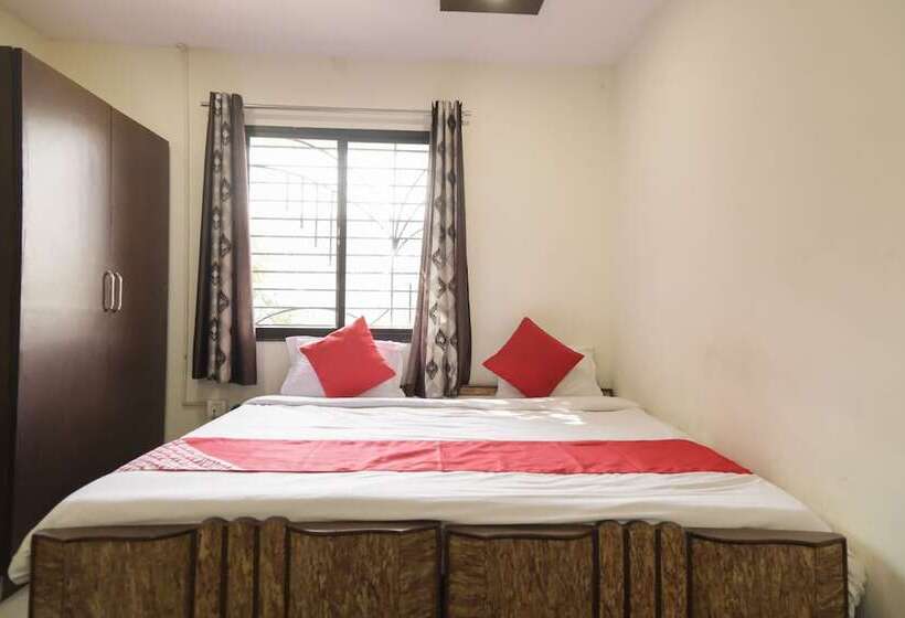 Hotel Uk Service Apartment By Oyo Rooms