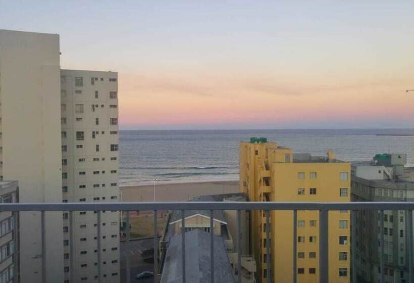 Mthonjeni Residence And Cafe