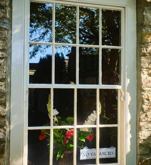 Nuns Cottage Bed & Breakfast