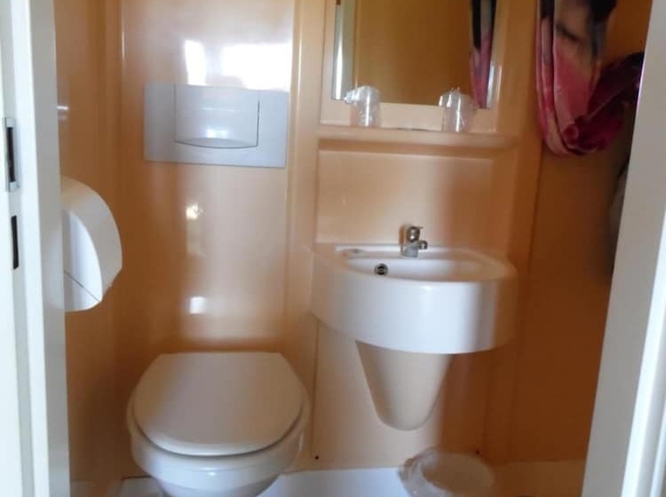 Отель Auberge De Lamagistere