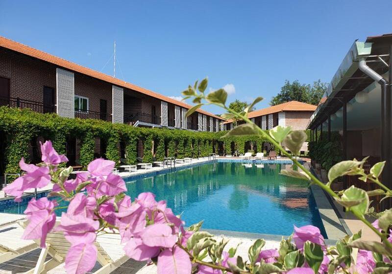 هتل Countryside Phu Quoc Resort