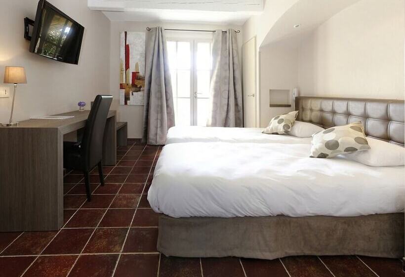 בית מלון כפרי Hôtel Restaurant La Bergerie