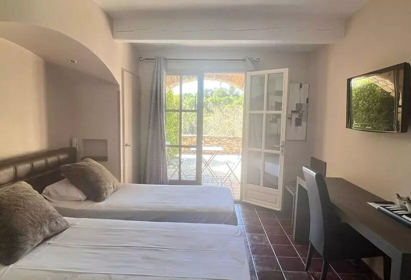 Hotel Hôtel Restaurant La Bergerie