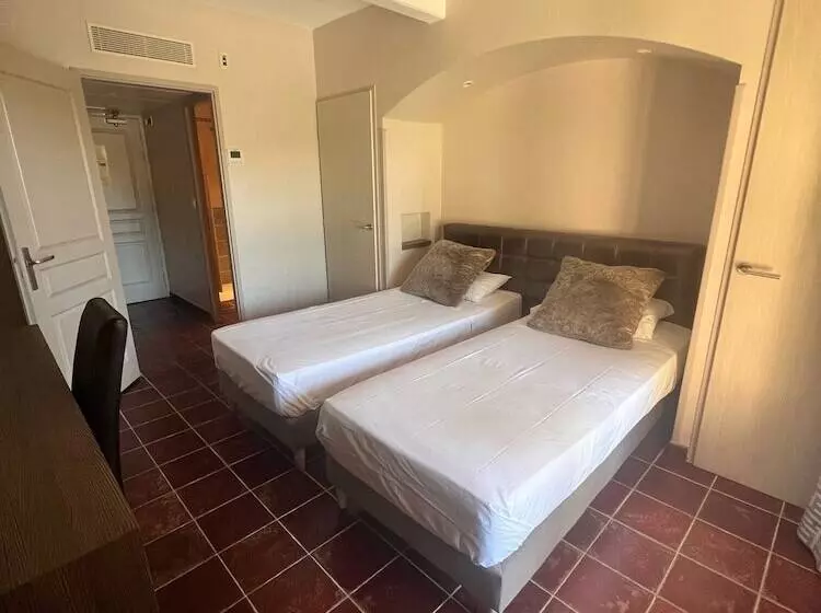 Hotel Hôtel Restaurant La Bergerie