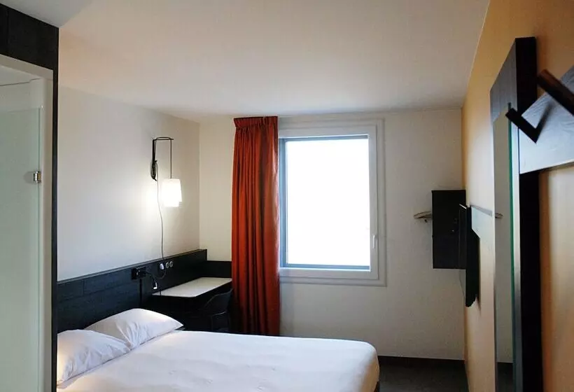 Hotelli Ibis Budget Annecy Sud Poisy