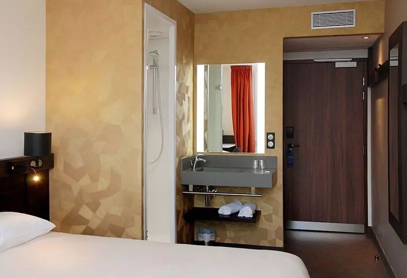 Hotelli Ibis Budget Annecy Sud Poisy