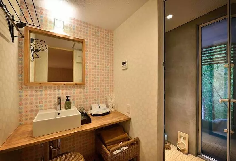 Hotelli Onsen Glamping Shimablue