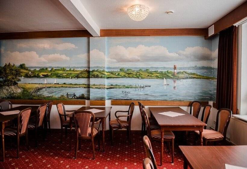 Majatalo Kaiserliches Postamt