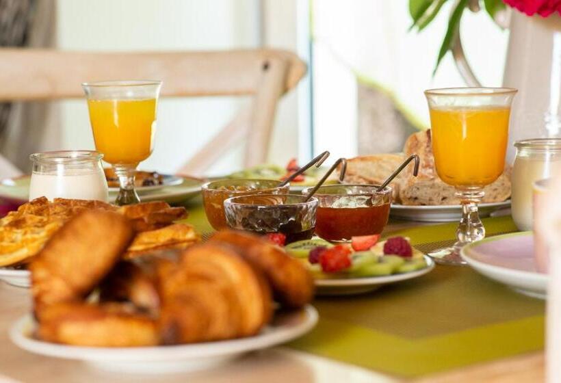 צימר Maison D'hôtes La Maison De Léopold