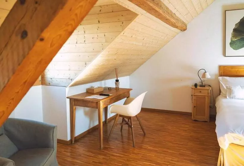 Hotelli Les Montagnards