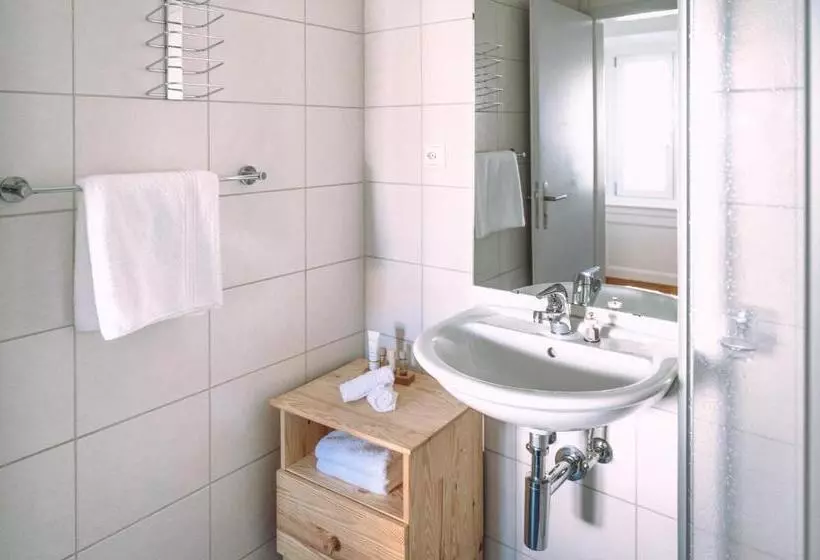 Hotelli Les Montagnards