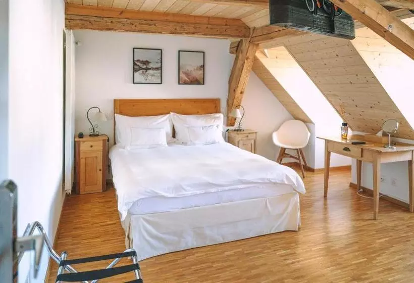 Hotelli Les Montagnards