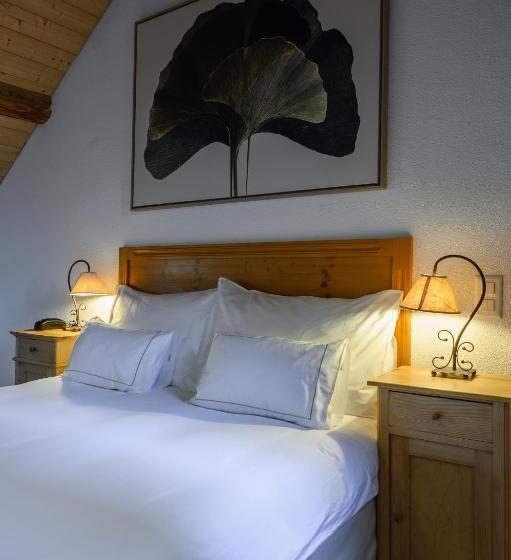 Отель Les Montagnards