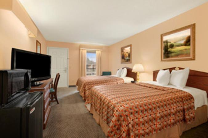 酒店 Super 8 By Wyndham Orangeburg North