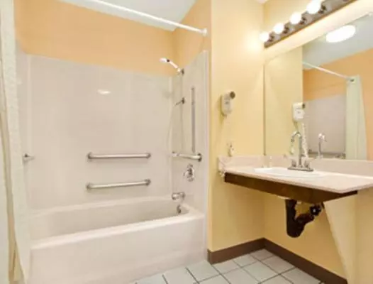 בית מלון כפרי Super 8 By Wyndham Orangeburg North