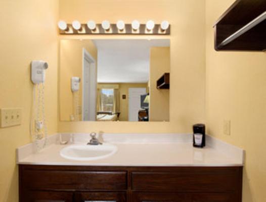 酒店 Super 8 By Wyndham Orangeburg North