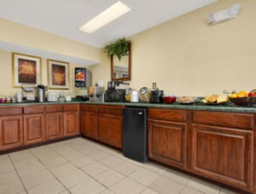 酒店 Super 8 By Wyndham Orangeburg North