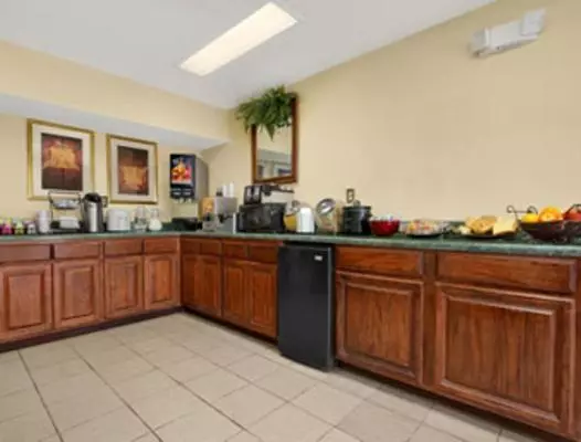 בית מלון כפרי Super 8 By Wyndham Orangeburg North