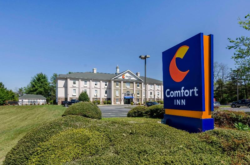 בית מלון כפרי Comfort Inn