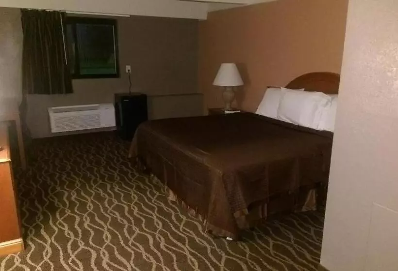 酒店 Economy Inn North Randall