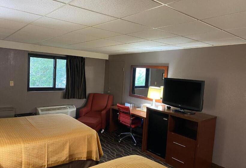 酒店 Economy Inn North Randall