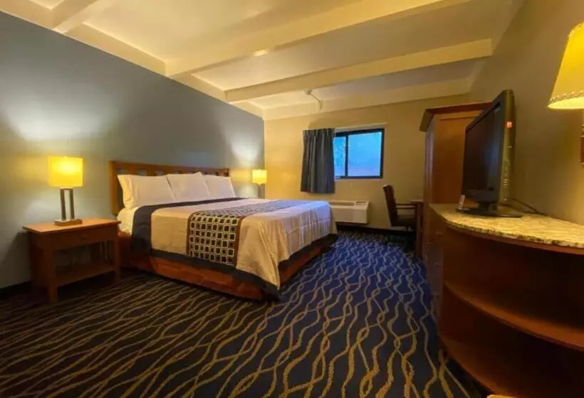 酒店 Economy Inn North Randall