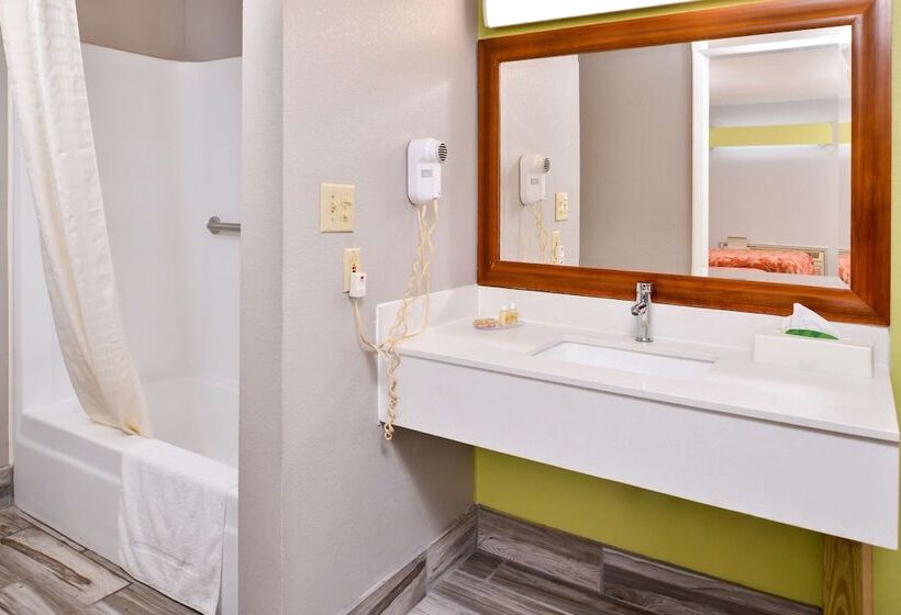 فندق Jameson Inn Winder