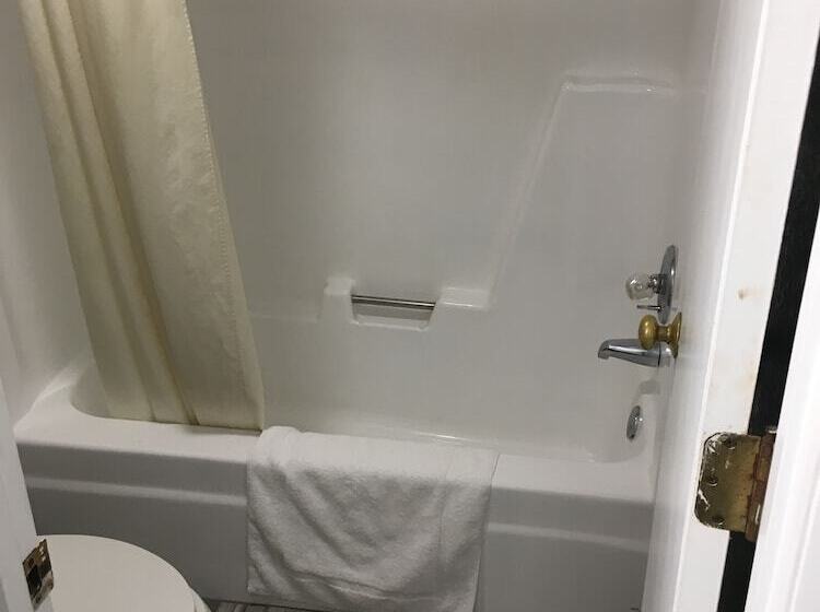 فندق Jameson Inn Winder