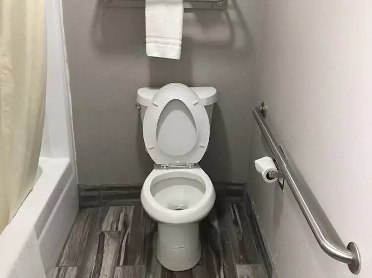 Отель Jameson Inn Winder