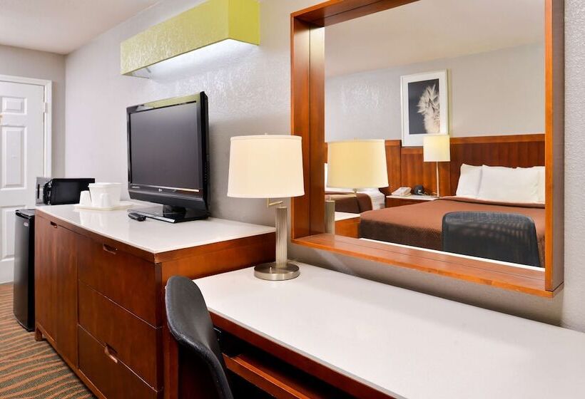 فندق Jameson Inn Winder